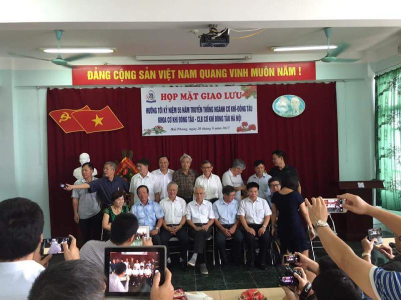 Họp mặt giao lưu hướng tới kỷ niệm 55 năm truyền thống ngành Cơ khí - Đóng tàu