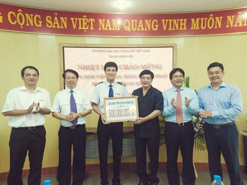 Bùi Văn Cường - Cựu sinh viên, Người tâm huyết với Khoa Hàng hải (10/9/2016).