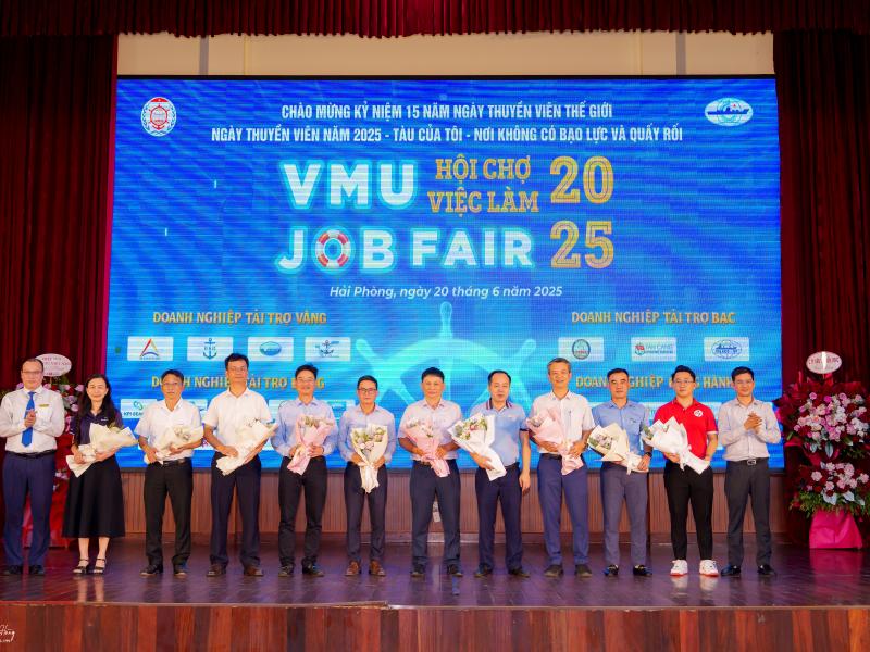 Kỷ niệm 15 năm Ngày Thuyền viên thế giới (25/06)