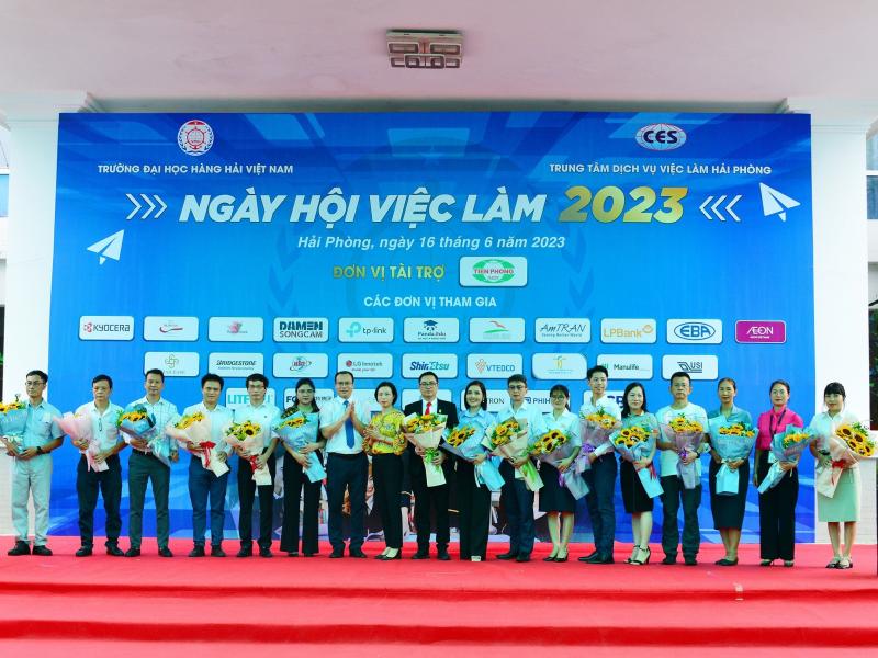 Ngày hội việc làm - Job Fair 2023 kết thúc với nhiều cảm xúc và kỷ niệm, hẹn gặp lại!